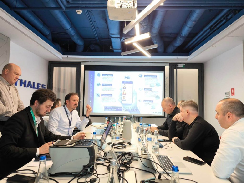 Moldovan Delegation Visits Thales in Bucharest.