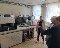 Handover of the M4 Tornado Plus spectrometer to GPI in Moldova, with a demonstration of the device's operation. The procurement was facilitated by the GS-Foundation.